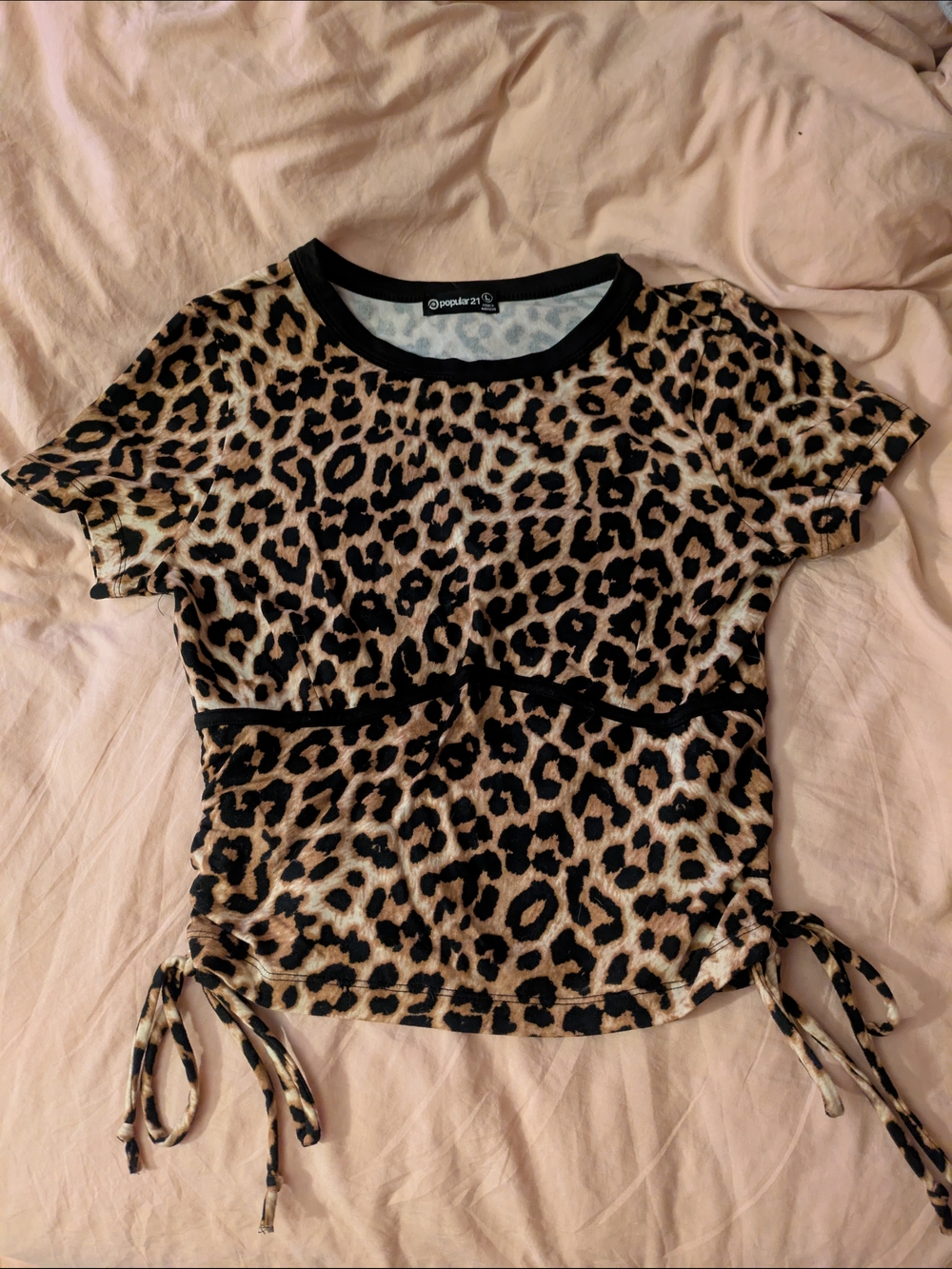 Leopard Print Short Sleeve Y2K Top - With Cinch Tie Side Detail